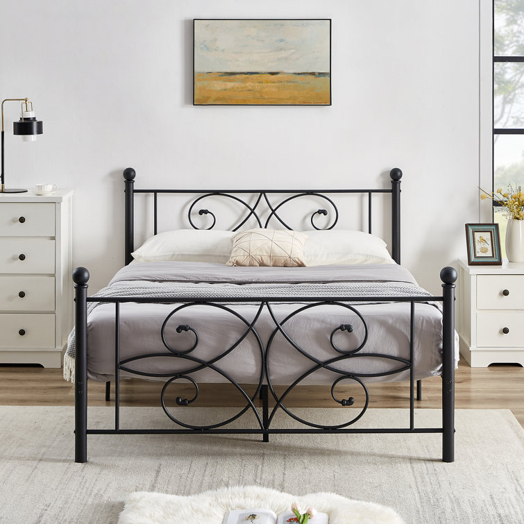 Iron double bed with box discount
